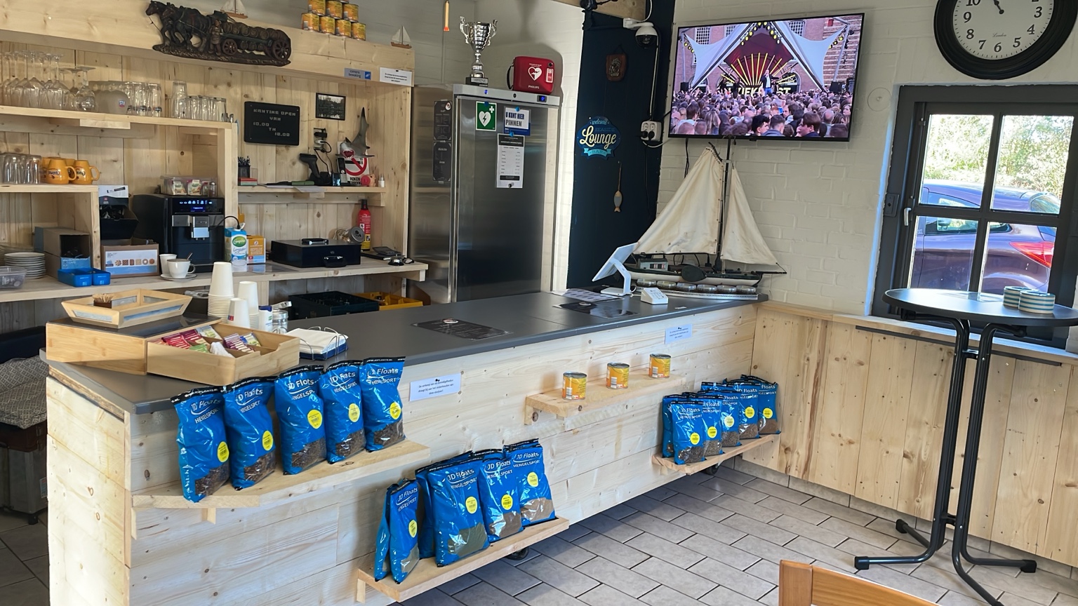 De houten bar in Stekhoes de Karper